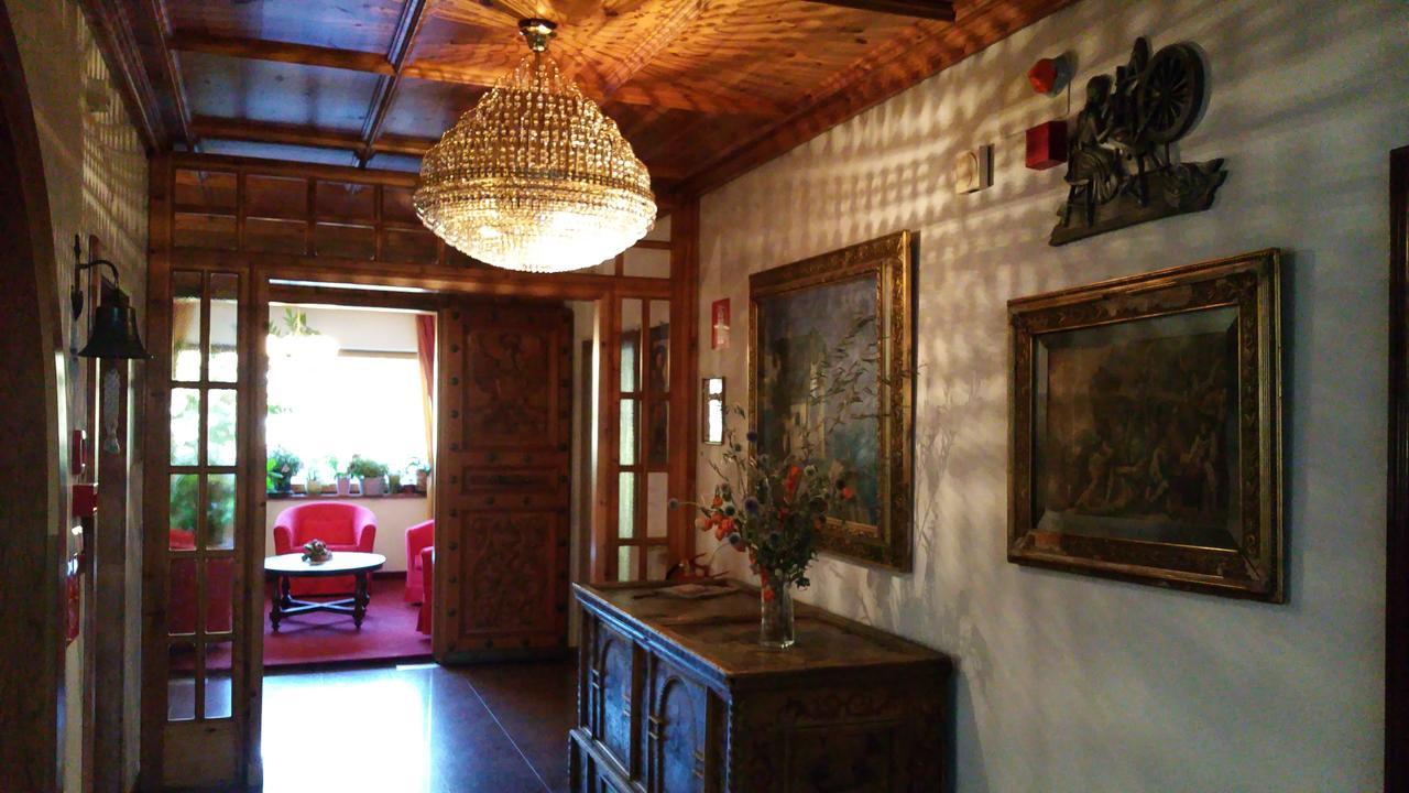 Hotel Tiroler Adler Lutago Esterno foto